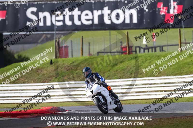enduro digital images;event digital images;eventdigitalimages;no limits trackdays;peter wileman photography;racing digital images;snetterton;snetterton no limits trackday;snetterton photographs;snetterton trackday photographs;trackday digital images;trackday photos